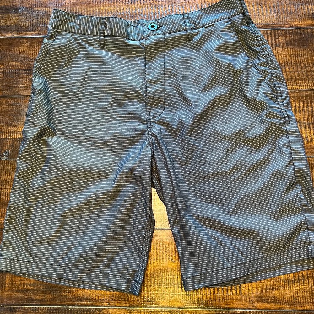 Hurley Nike Dri-Fit Men’s Black & Grey Striped Shorts, size 32